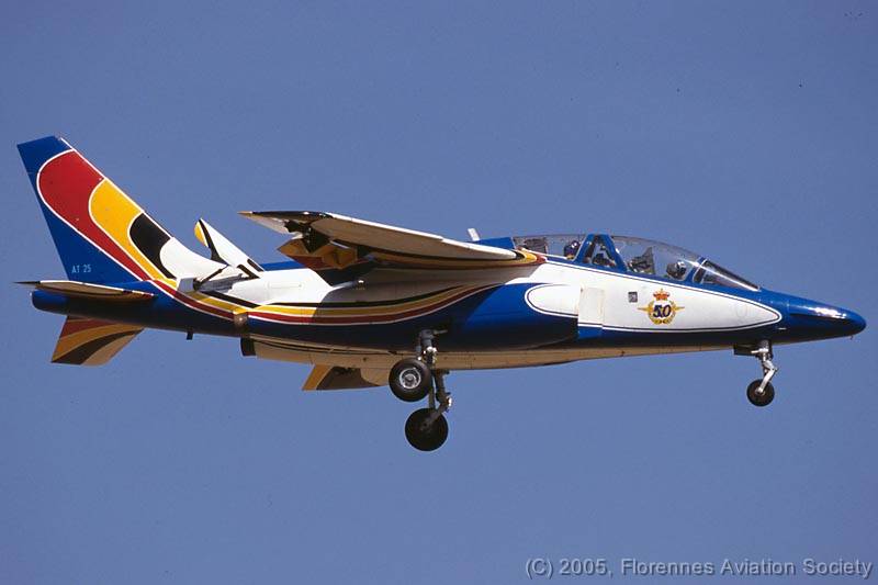 1996 AT-25 Alpha-Jet 002 AT-25 - Photographed while landing at Brustem AB in September 1996 (Laurent Vlieghe)